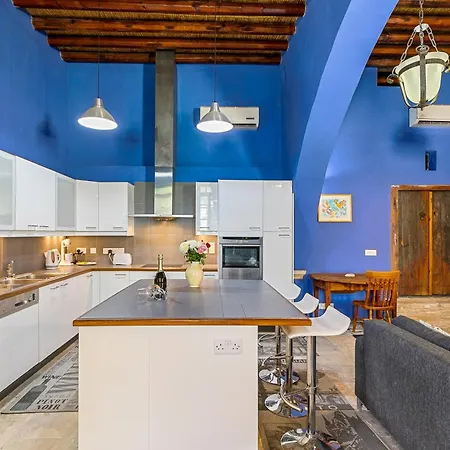 Blue Oak House Guest house 4*