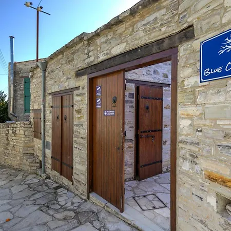 Blue Oak House Guest house Kato Drys