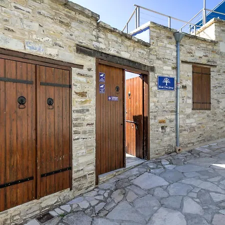 Blue Oak House 4* Kato Drys