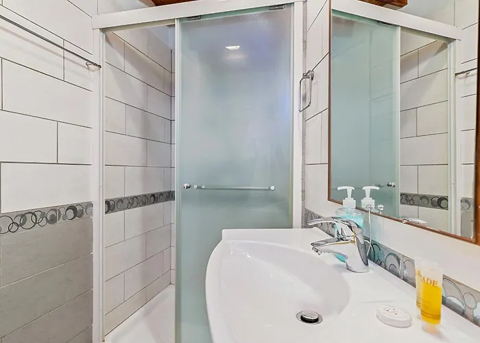 Blue Oak House Kato Drys